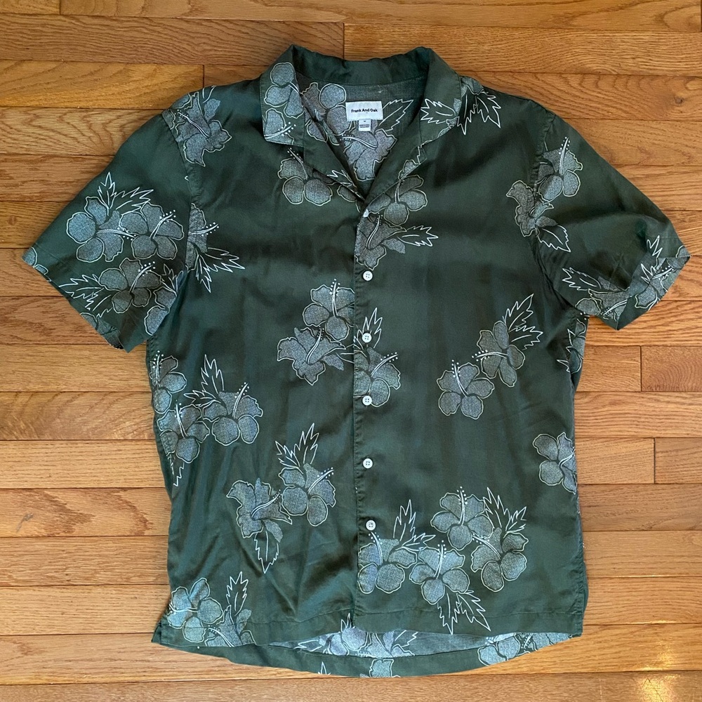 Frank & Oak Green Floral Men's Camp Collar Shirt